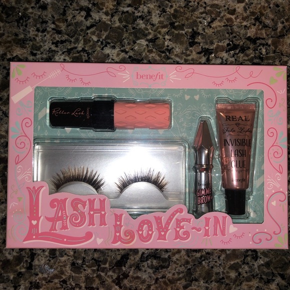 Benefit Lash Love-in Kit - Picture 1 of 7